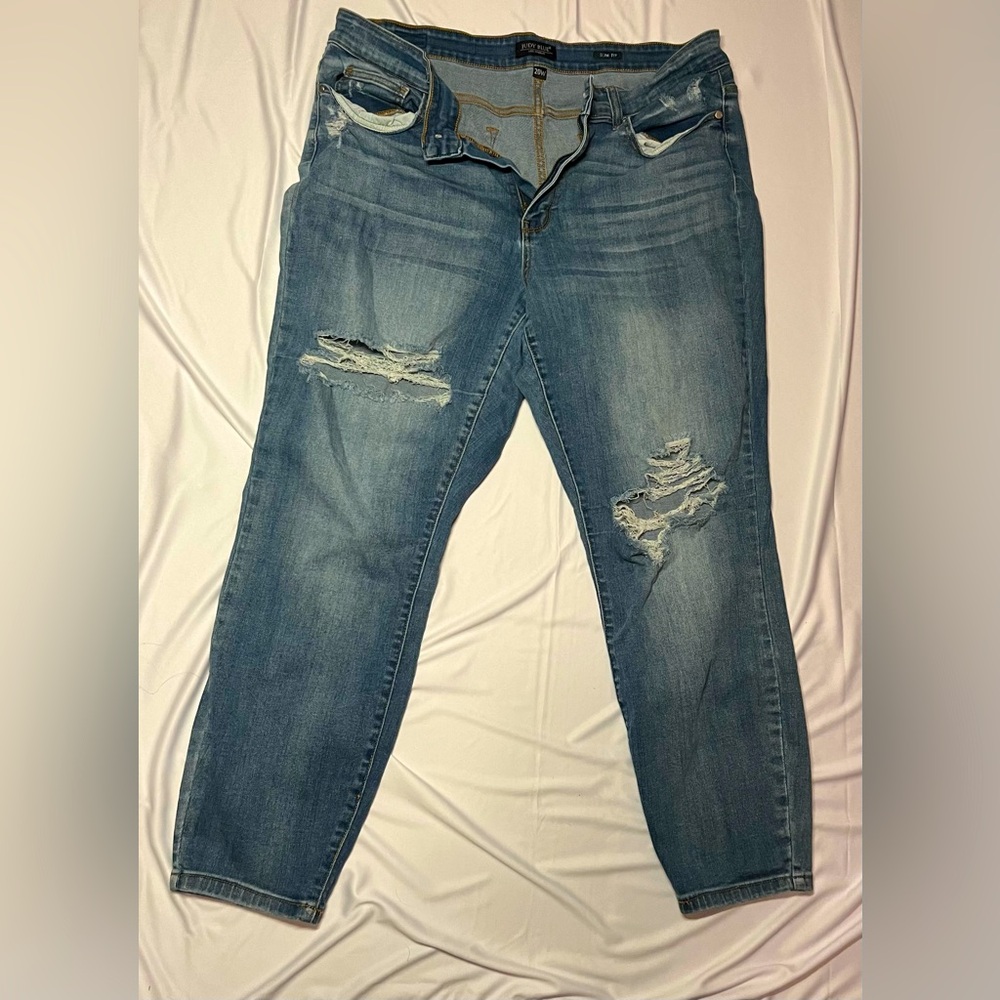 Judy Blue Jeans 20W Blue Boyfriend Fit Distressed